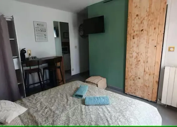 아파트 Le Petit Nid Champetre Montesquieu-Lauragais